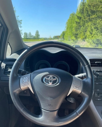 Toyota Auris cena 18500 przebieg: 238200, rok produkcji 2008 z Białystok małe 79